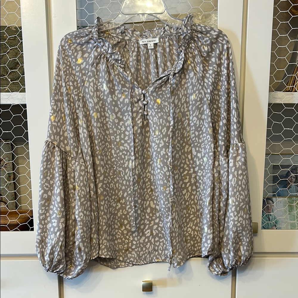 Gray Leopard Print Women's Top